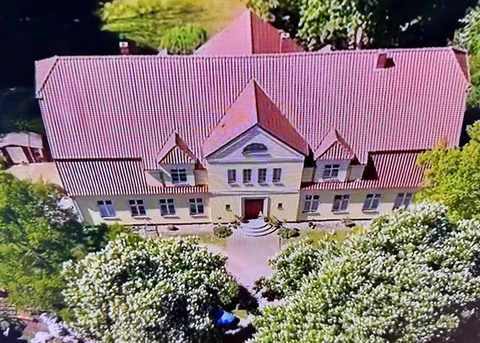 Gutshaus Haidhof * Gingst